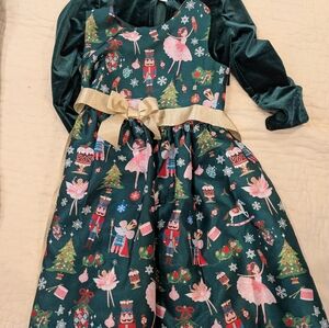 Nutcracker Green Holiday Dress With Velvet Shrug size 8